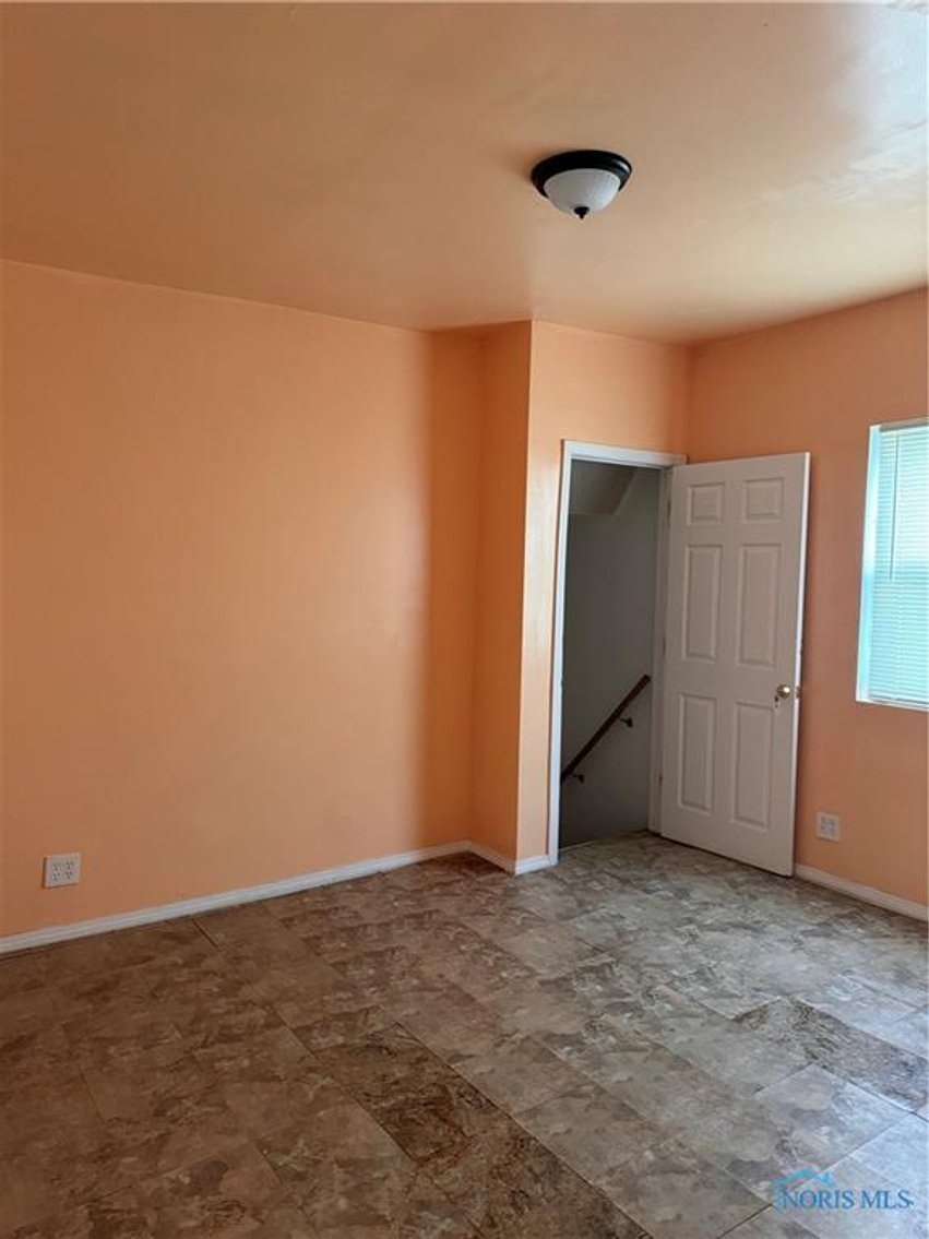 Image for MINIMUM BID AUCTION $49,000! 662 Phillips Ave