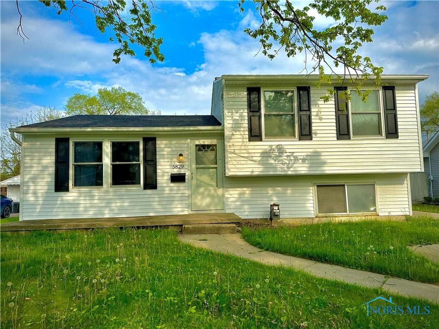 Image for MINIMUM BID AUCTION $99,000! 5829 Viramar