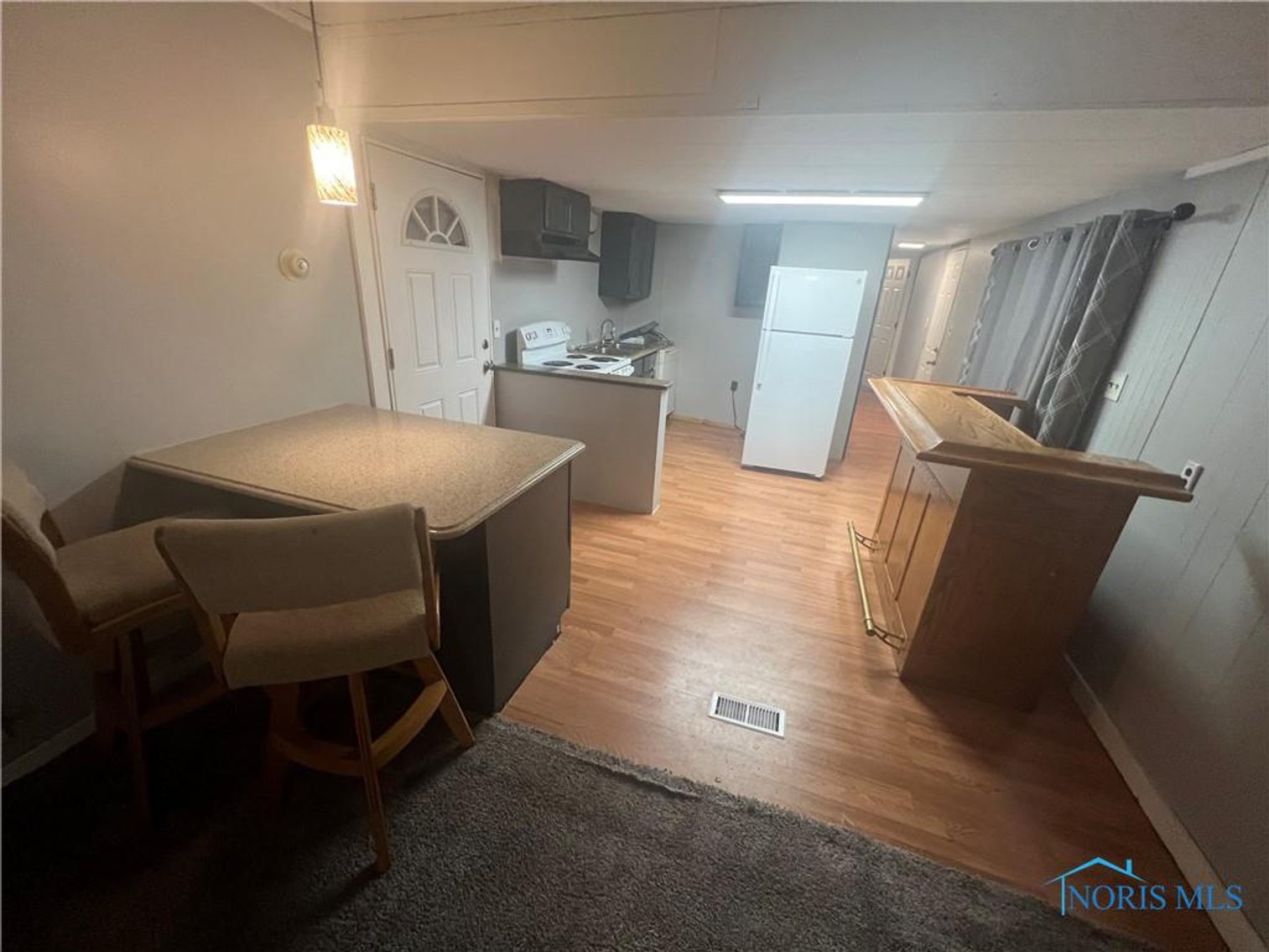 Image for MINIMUM BID AUCTION $18,000! 7519 Dorr St #204