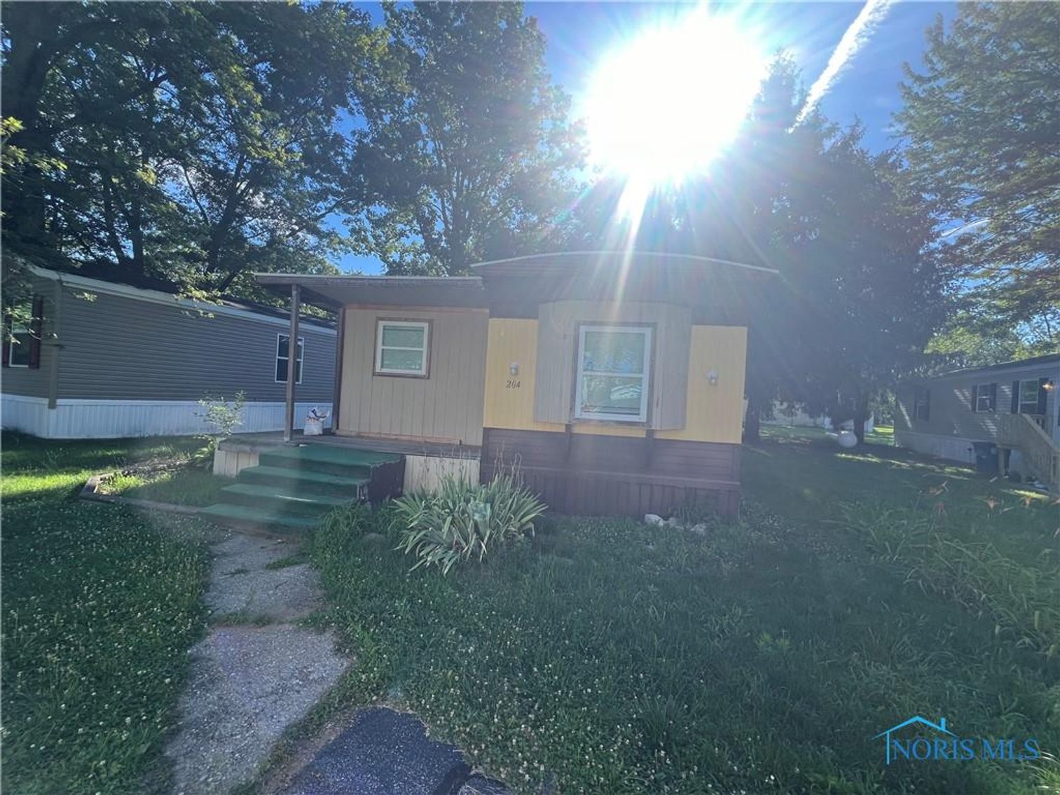 Image for MINIMUM BID AUCTION $18,000! 7519 Dorr St #204