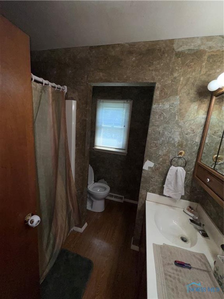 Image for MINIMUM BID AUCTION $159,000! 255 Windsor Ct