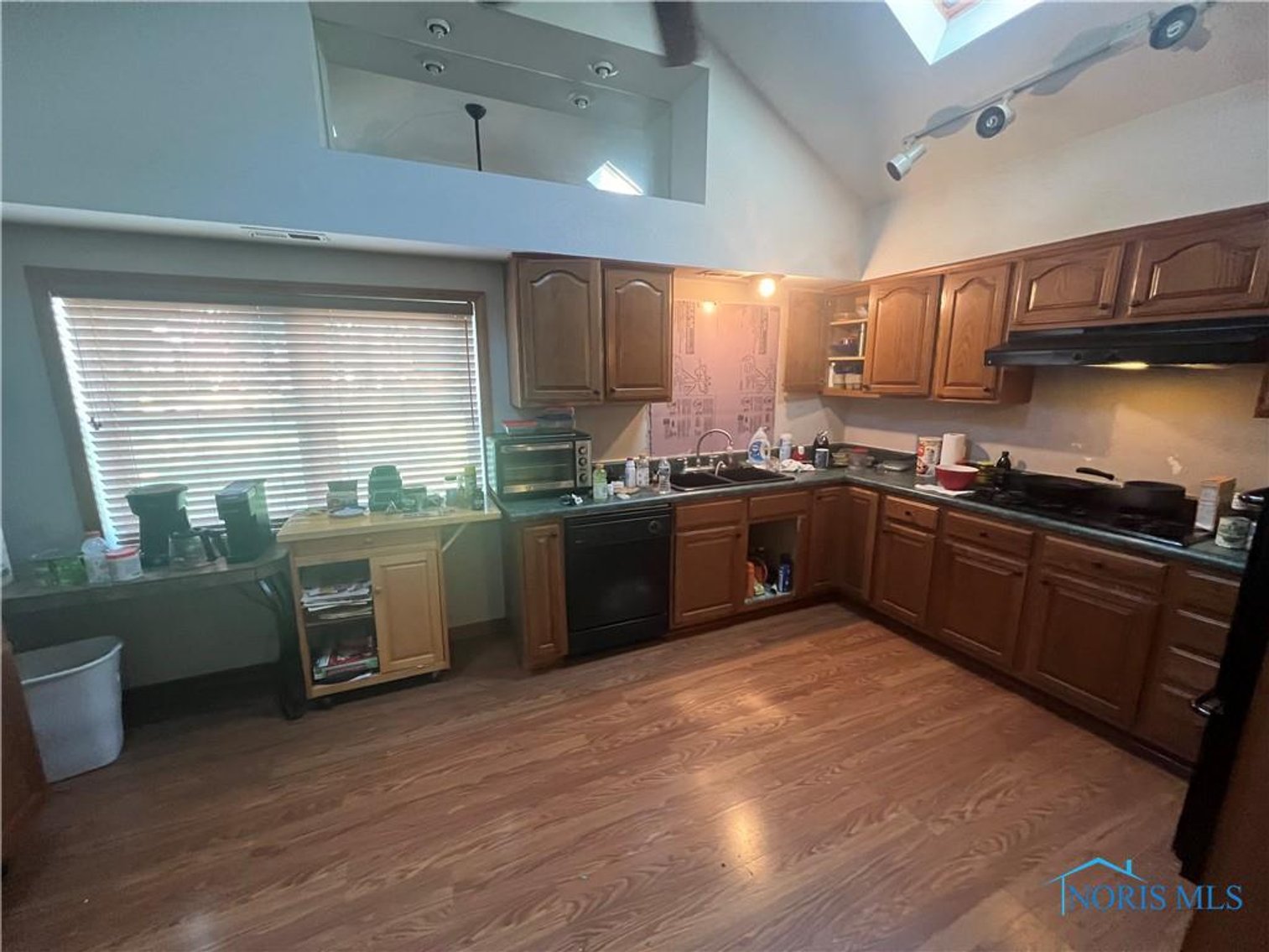 Image for MINIMUM BID AUCTION $110,000! 117 N GOODYEAR