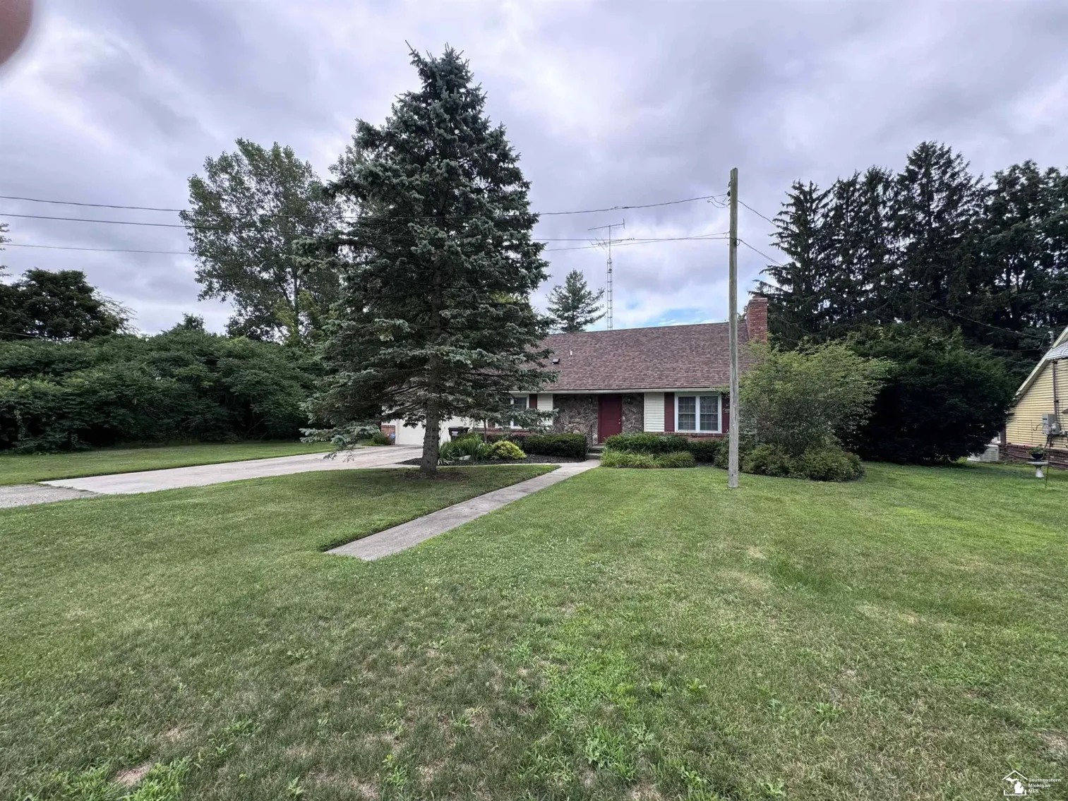 Image for MINIMUM BID AUCTION $169,000! 3235 Shelton Ave