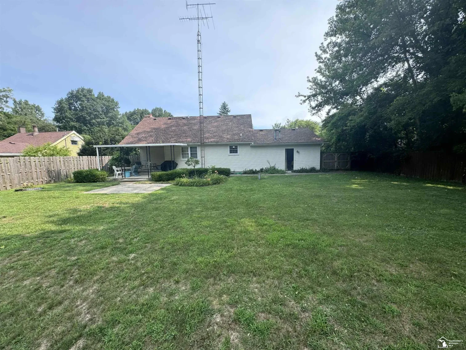 Image for MINIMUM BID AUCTION $169,000! 3235 Shelton Ave