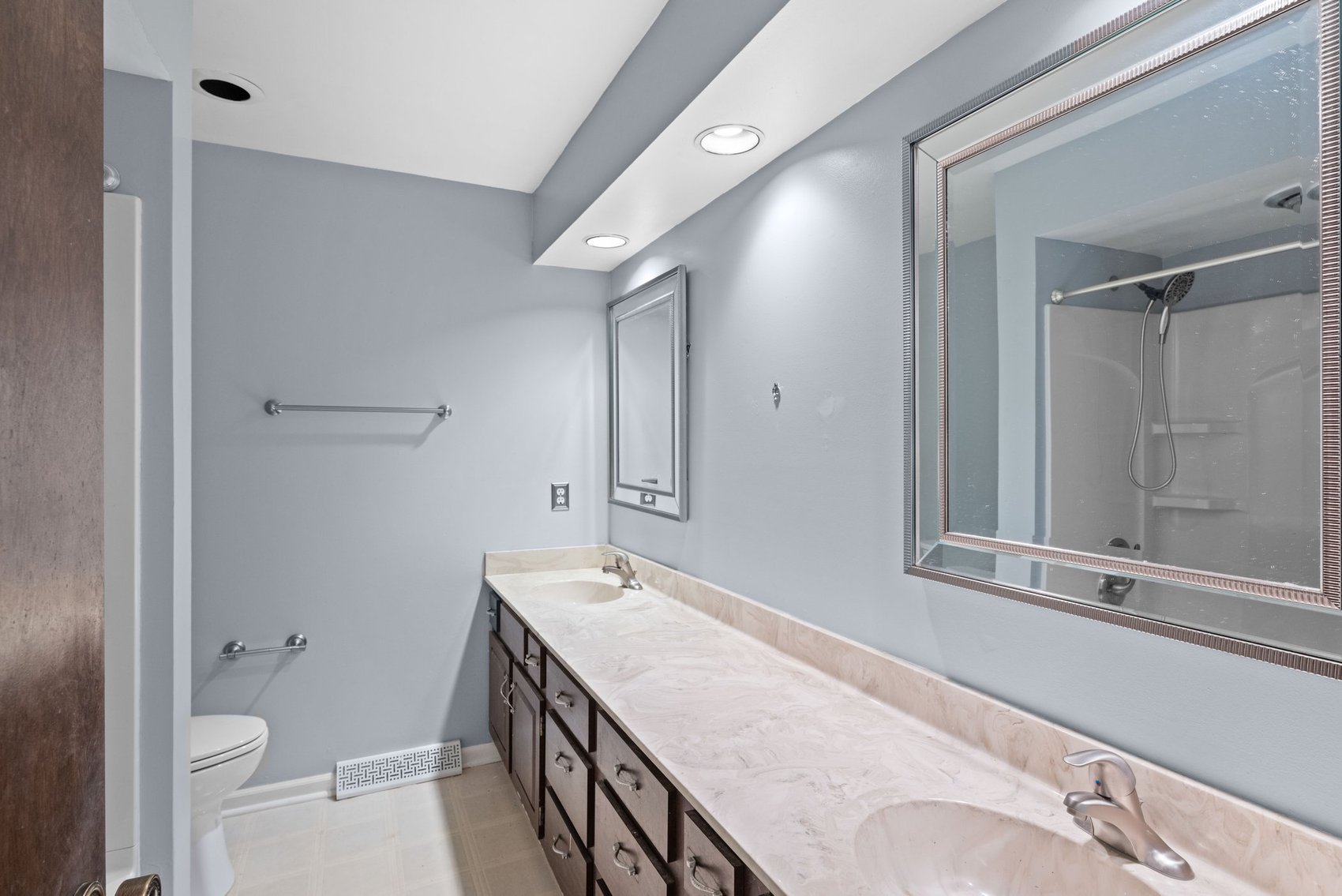 Image for MINIMUM BID AUCTION $250,000! 2427 Knights Hill Lane