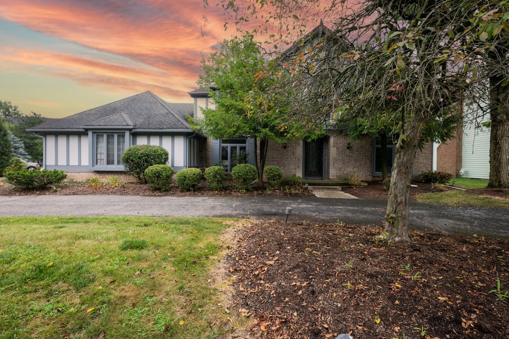 Image for MINIMUM BID AUCTION $250,000! 2427 Knights Hill Lane