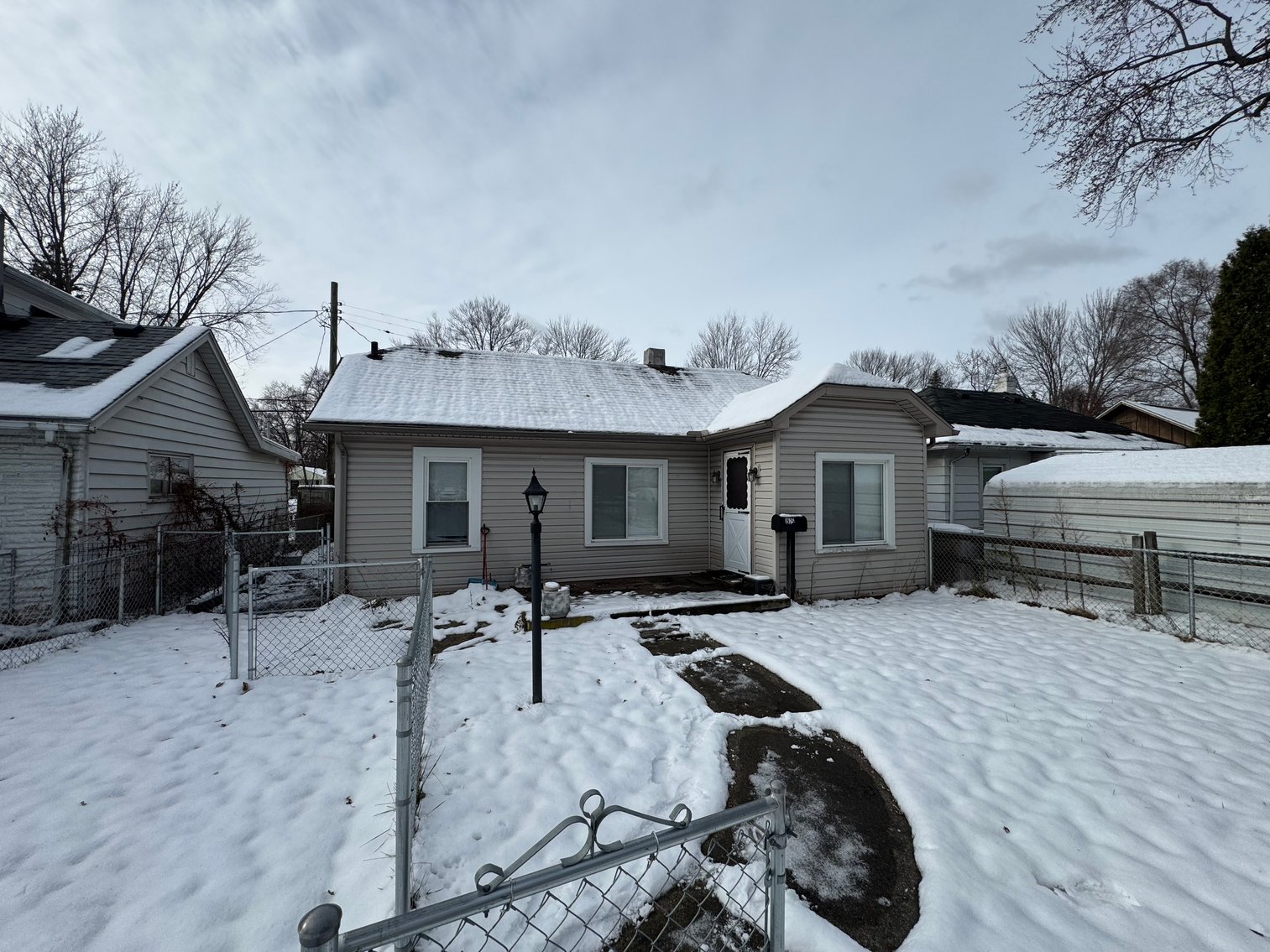 Image for MINIMUM BID AUCTION $54,000! 1925 Olimphia Rd