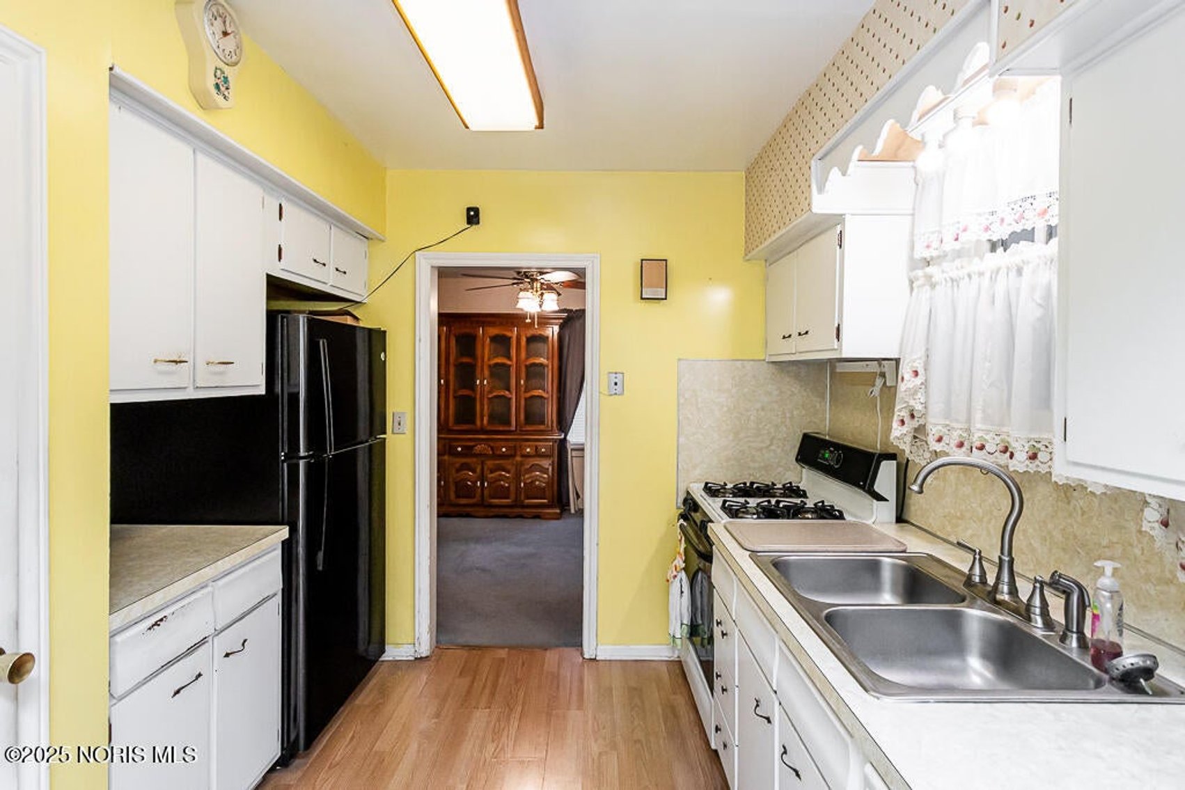 Image for MINIMUM BID AUCTION $99,000! 2149 Westbrook