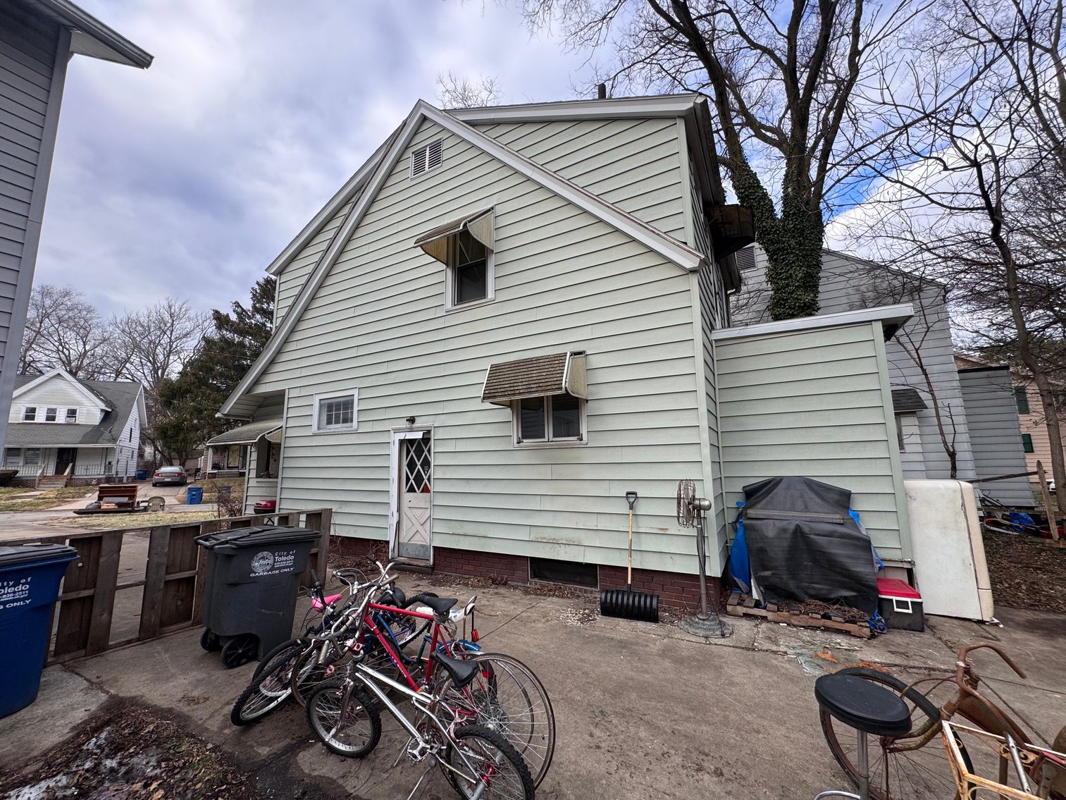 Image for SOLD PRIOR TO AUCTION!! 517 & 515 Shasta Dr