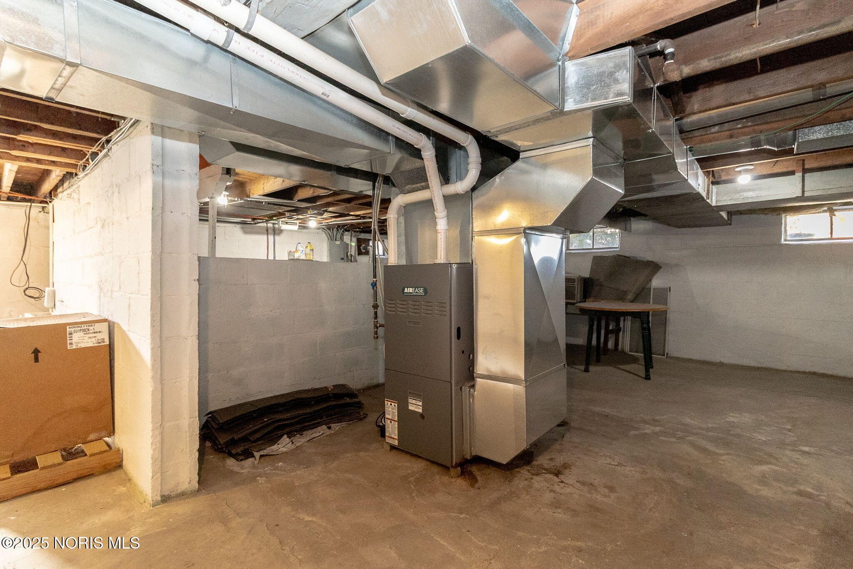 Image for MINIMUM BID AUCTION $139,000! 402 East Indiana