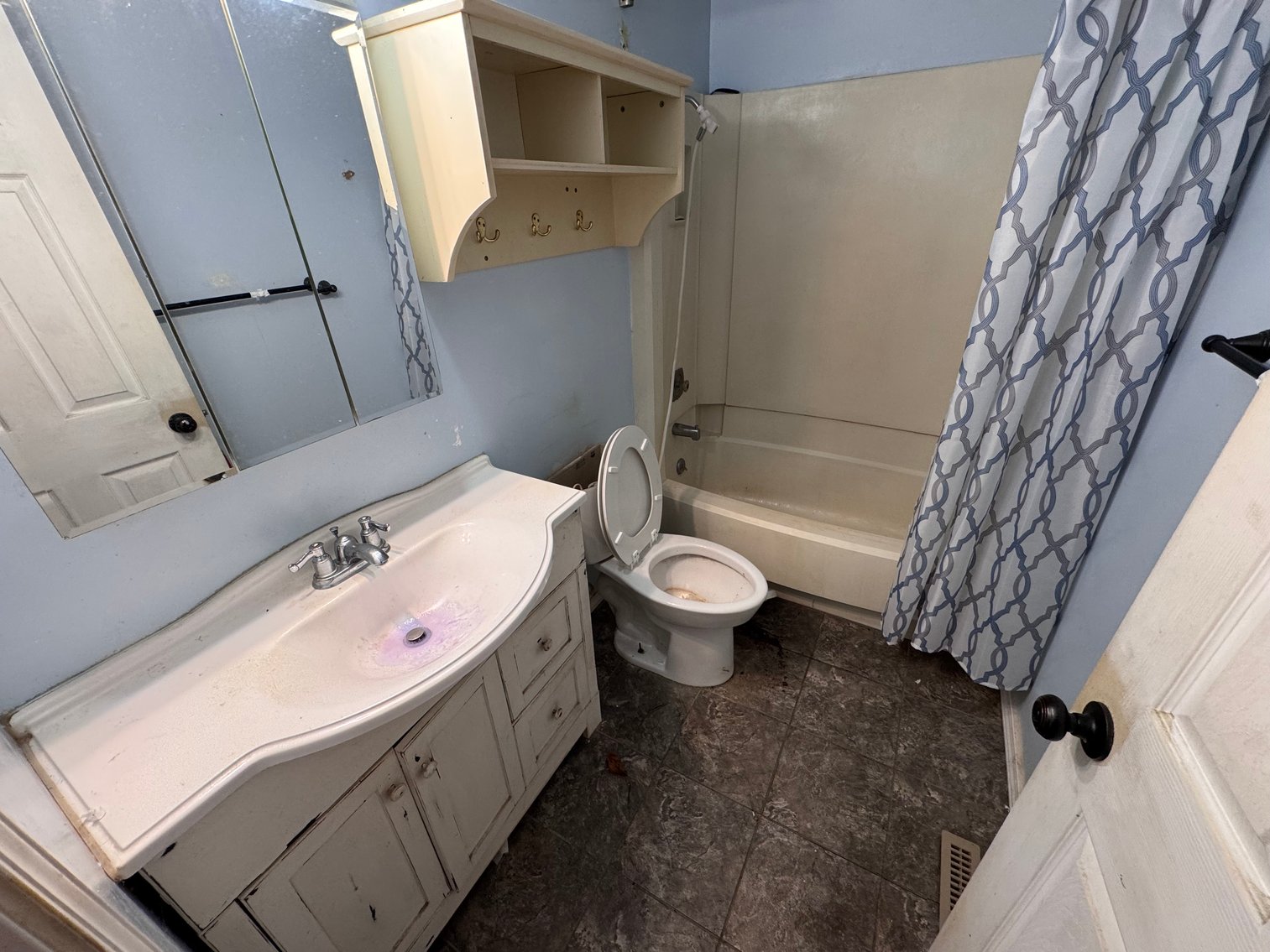 Image for MINIMUM BID AUCTION $80,000! 6028 Bayshore Rd