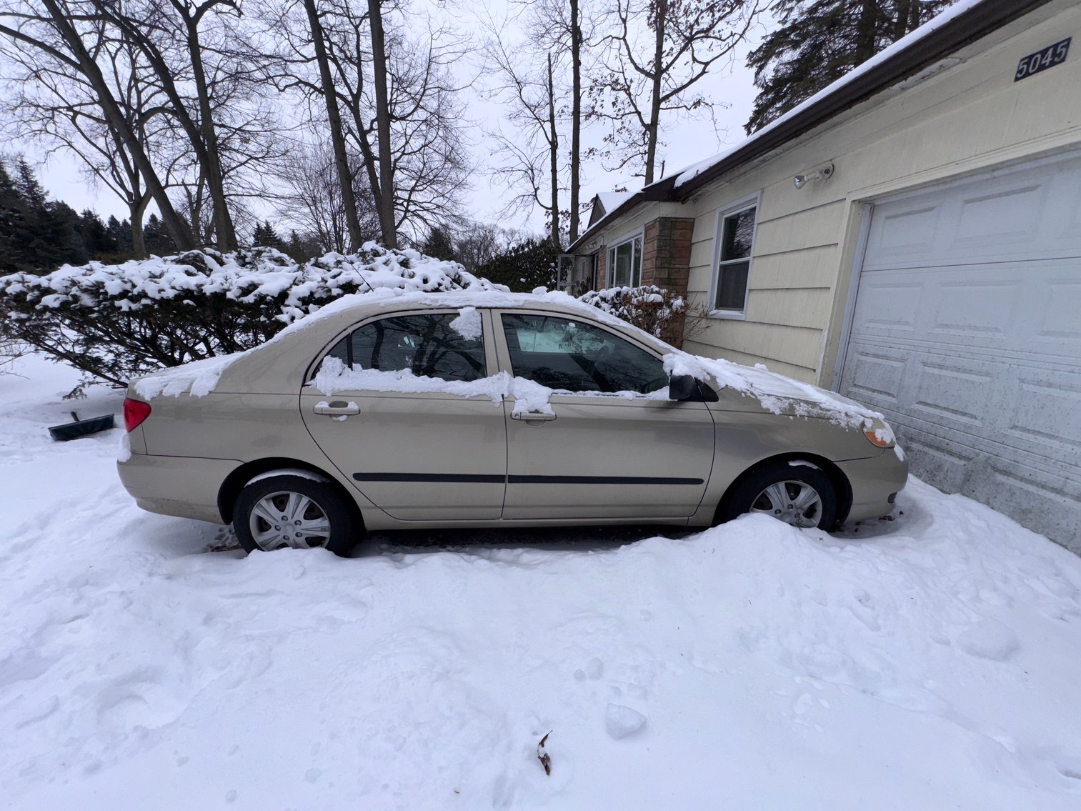 Image for CAR, GUITARS AND LARGE LOTS ONLINE ONLY AUCTION