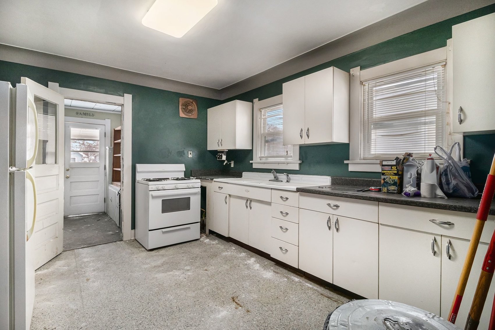 Image for SOLD PRIOR TO AUCTON! 933 Wright Ave