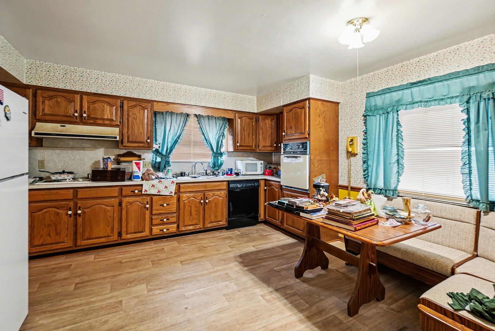 Image for MINIMUM BID AUCTION $220,000! 3718 Mapleway Dr