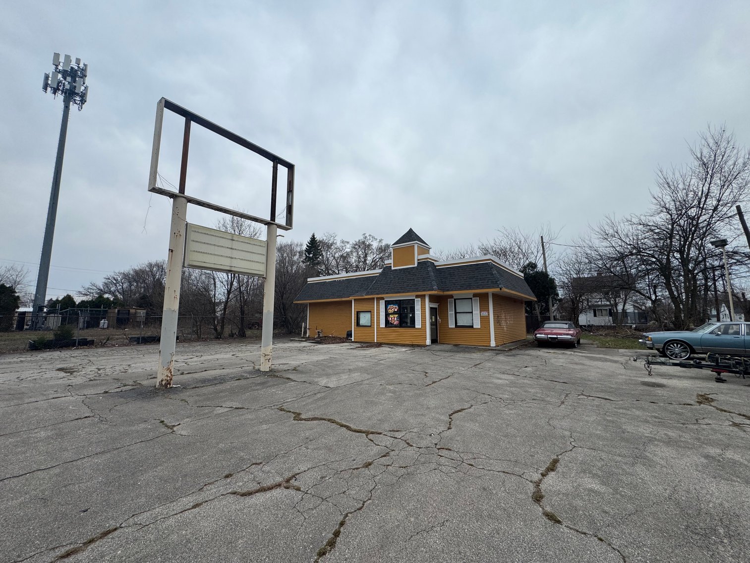 Image for MINIMUM BID AUCTION $29,000! 3407 Stickney Ave