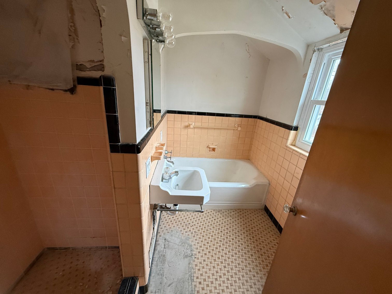 Image for MINIMUM BID AUCTION $30,000! 2701 Gunckel Blvd