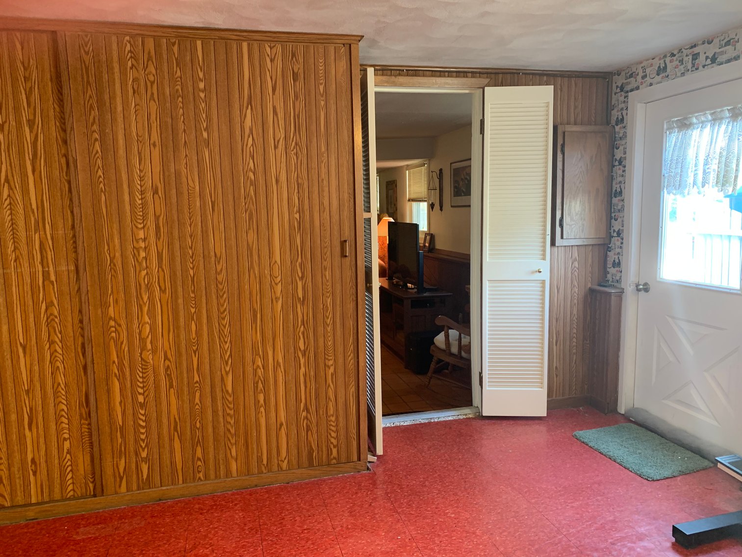 Image for MINIMUM BID AUCTION $225,000! 5930 N River Rd