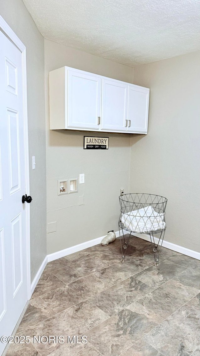 Image for MINIMUM BID AUCTION $175,000! 5043 Barton Pl