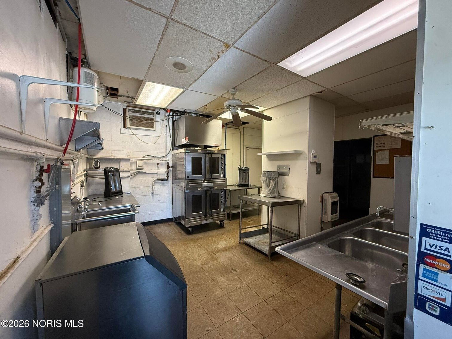 Image for MINIMUM BID AUCTION $90,000! 4820 Summit St