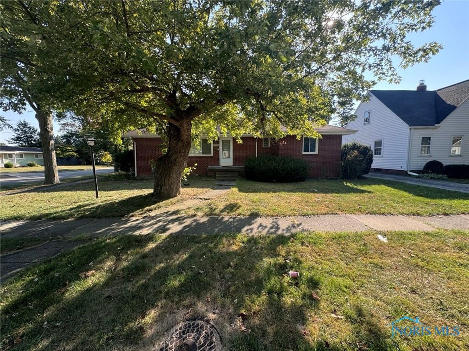 Image for MINIMUM BID AUCTION $89,000! 1174 Elco ave