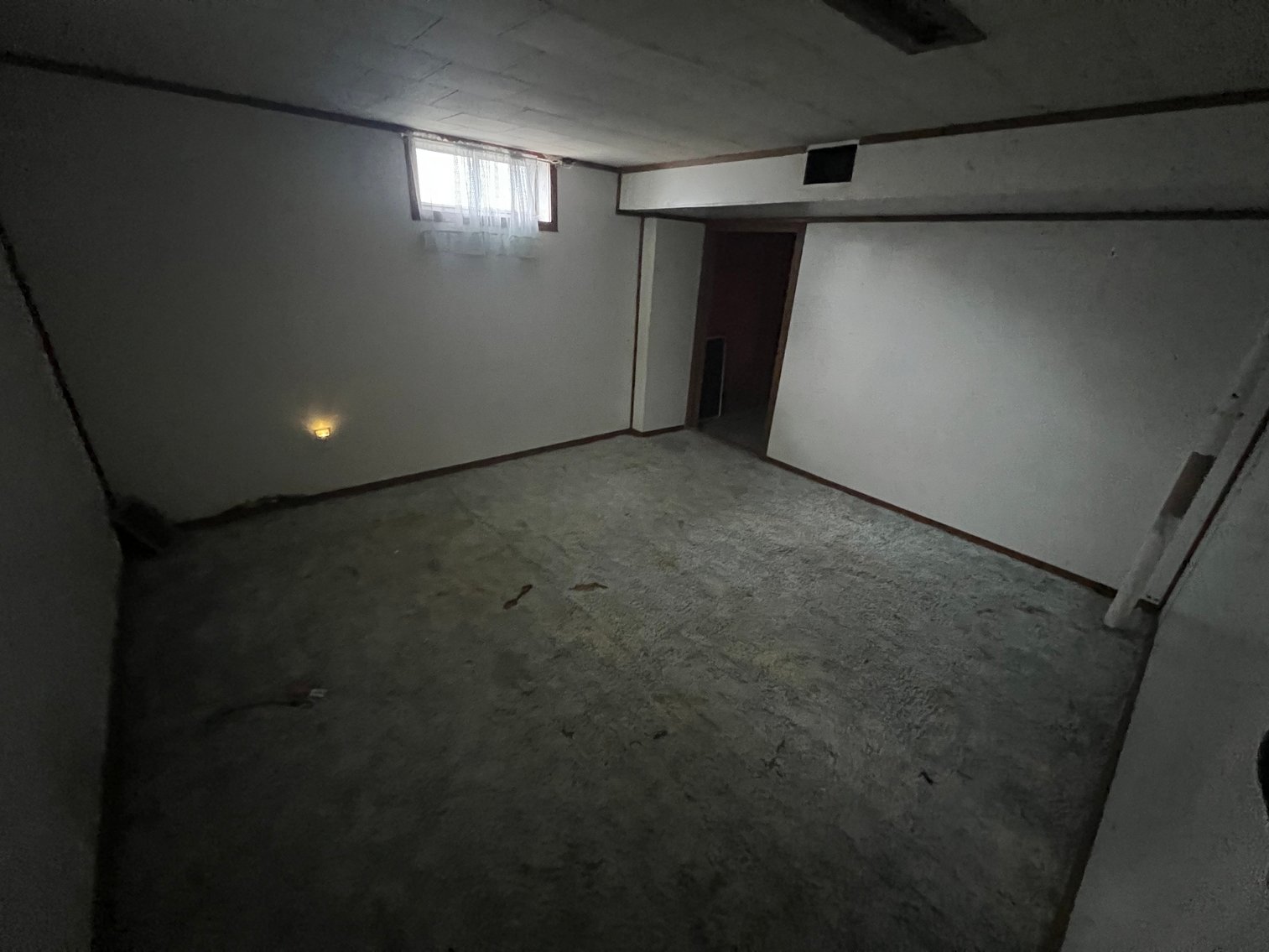 Image for MINIMUM BID AUCTION $89,000! 1174 Elco ave