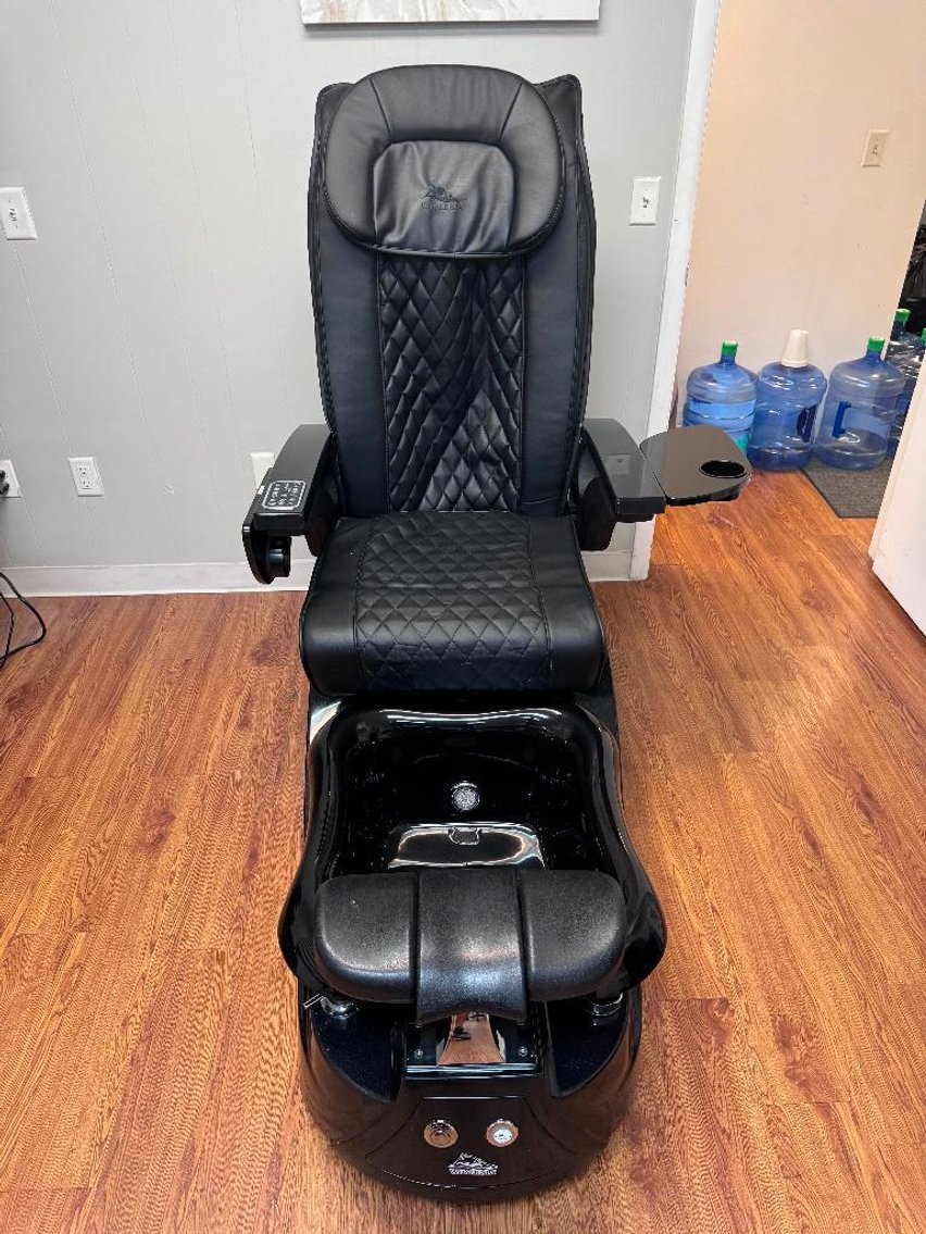 Image for SALON EQUIPMENT AND IKEA FURNITURE ONLINE ONLY AUCTION