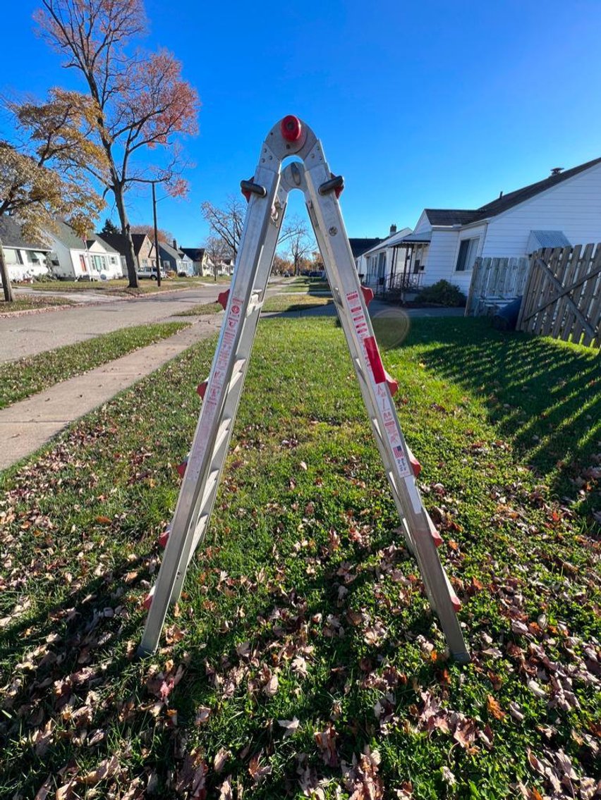 Image for SNOW BLOWER, TOOLS AND HOUSEHOLD ITEMS  ONLINE ONLY AUCTION