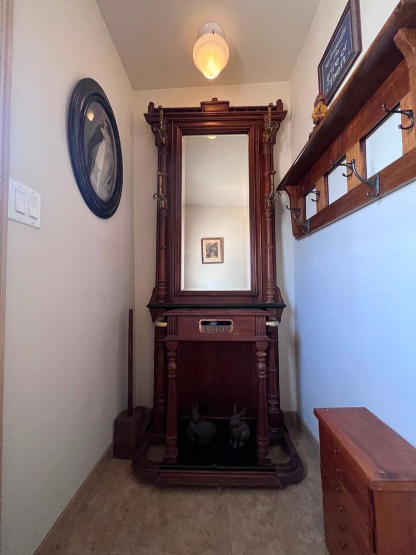 Image for OIL LAMPS, CLOCKS, ANTIQUES AND MORE ONLINE ONLY AUCTION