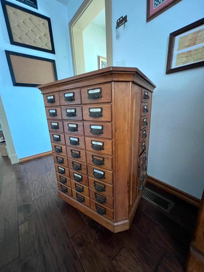 Image for OIL LAMPS, CLOCKS, ANTIQUES AND MORE ONLINE ONLY AUCTION