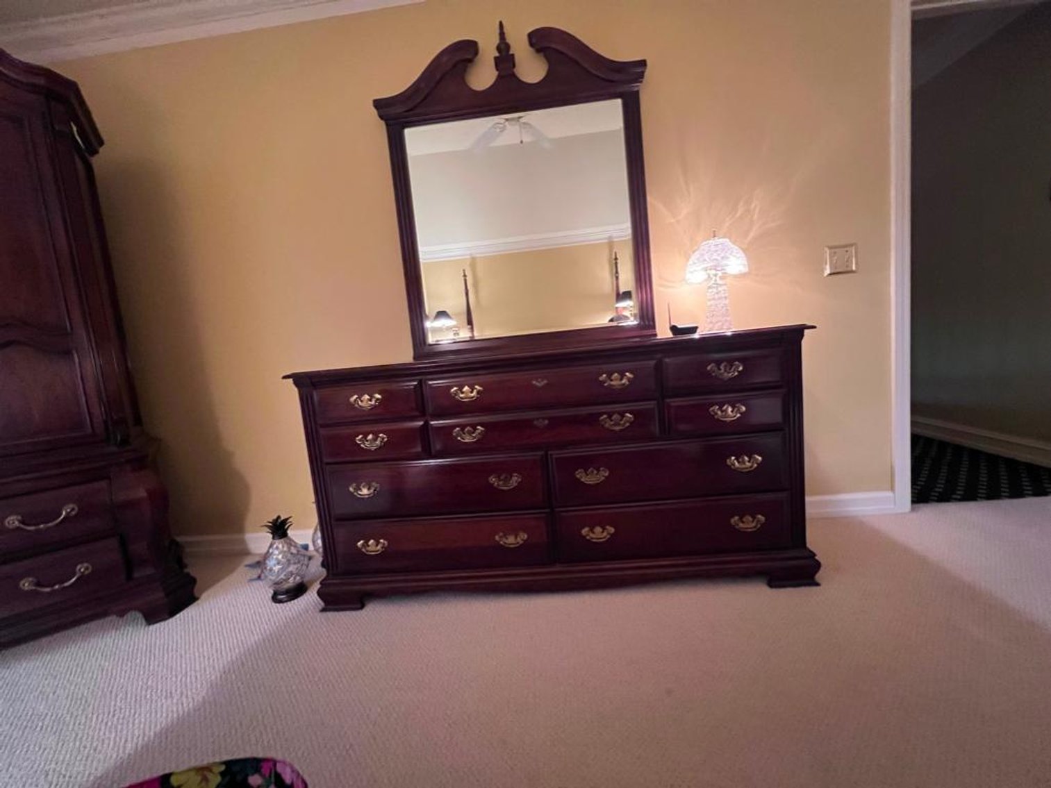 Image for HIGH END FURNITURE, DECORATIONS AND TOOLS ONLINE ONLY AUCTION