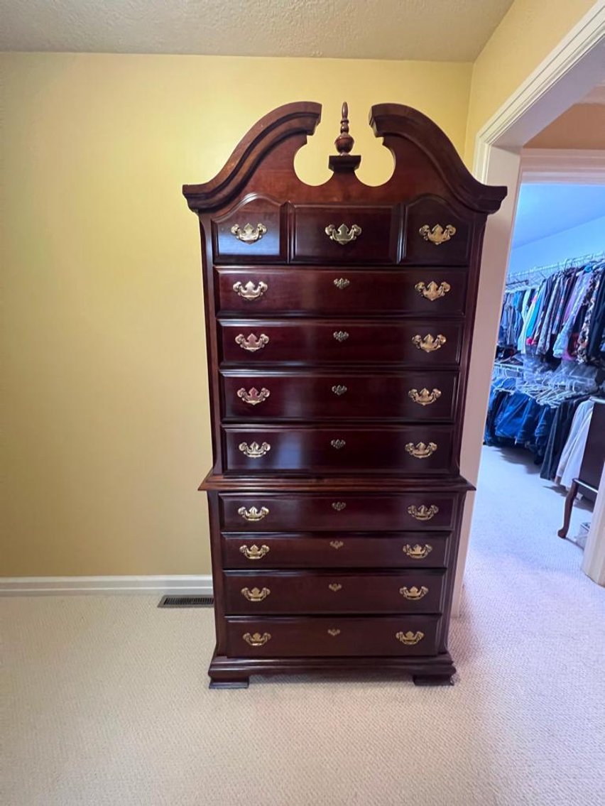 Image for HIGH END FURNITURE, DECORATIONS AND TOOLS ONLINE ONLY AUCTION