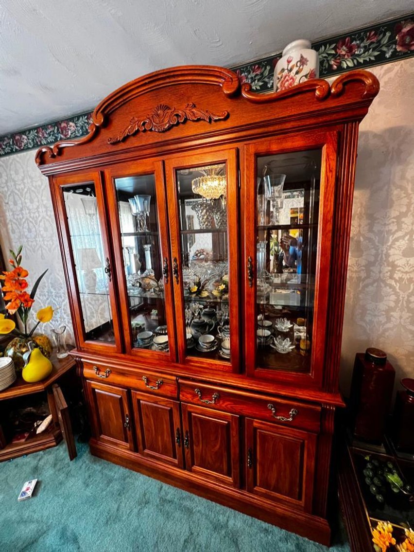 Image for CADILLAC AND HOUSEHOLD ITEMS ONLINE ONLY AUCTION