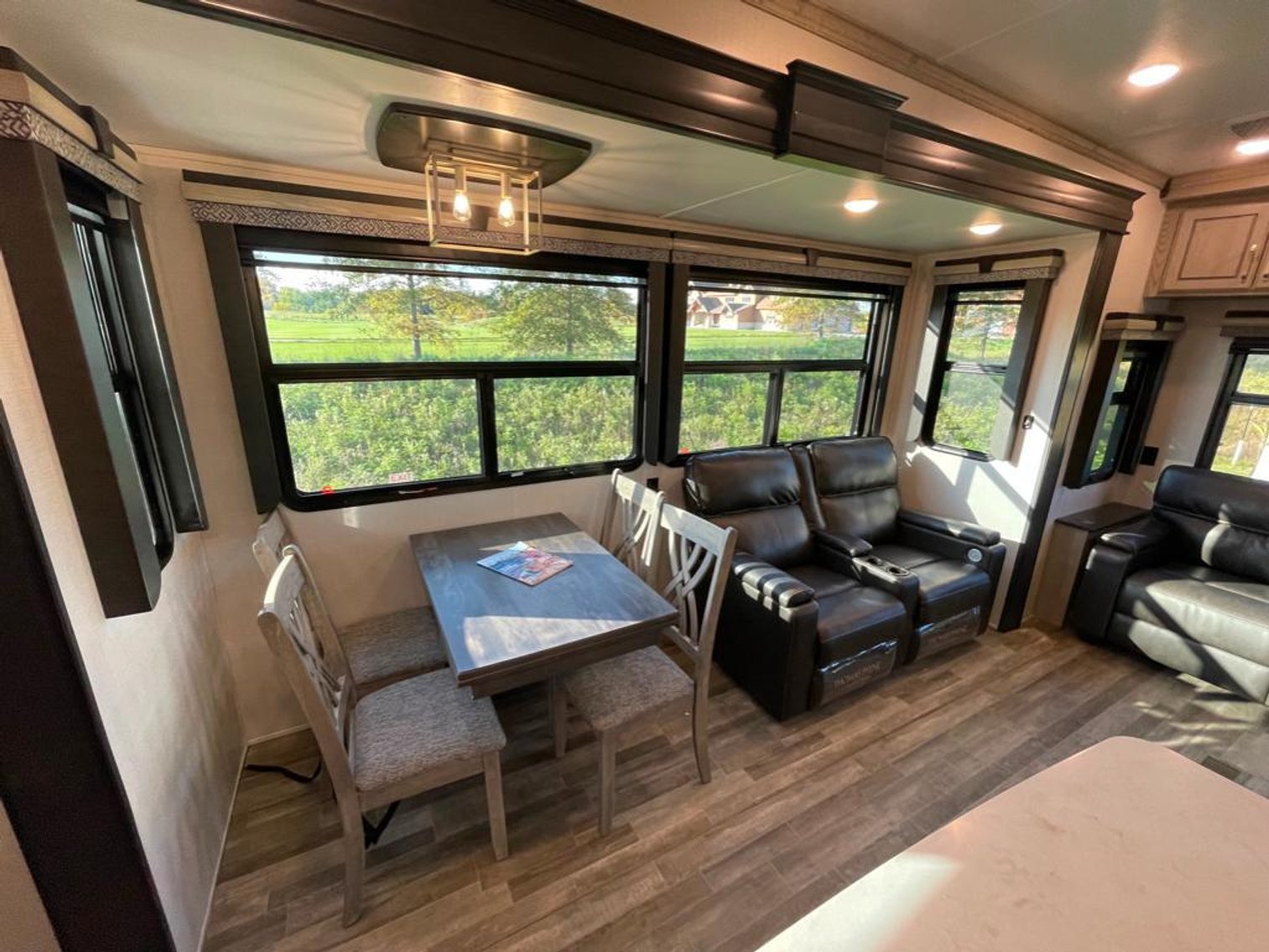 Image for 2021 Keystone Alpine 3650 RL Fifth Wheel!! ONLINE ONLY AUCTION!