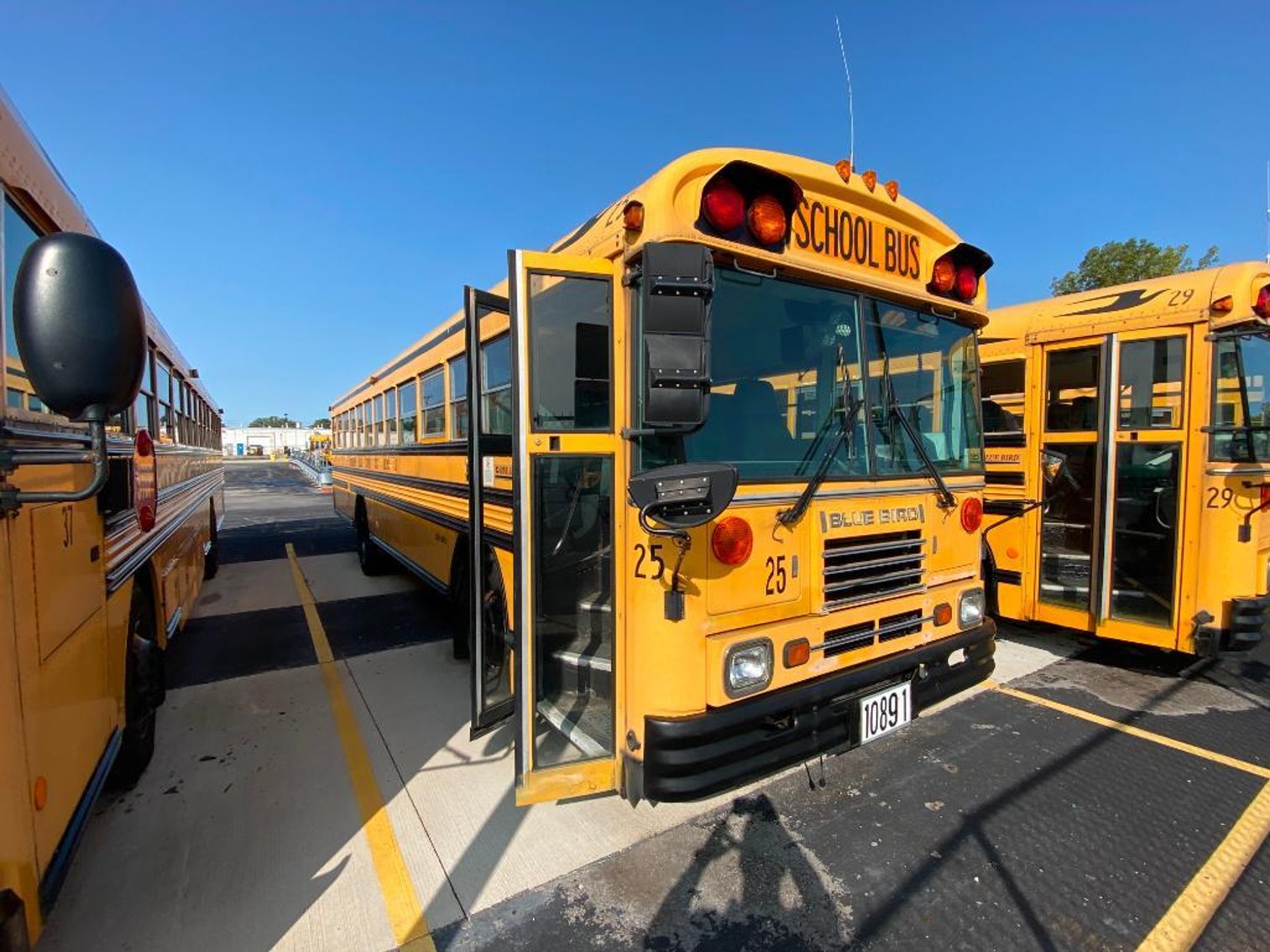 Image for Springfield Schools ONLINE Item Liquidation Auction!