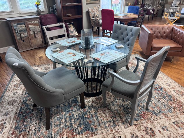 Image for FURNITURE, ARTWORK AND HOUSEHOLD ITEMS ONLINE ONLY AUCTOIN