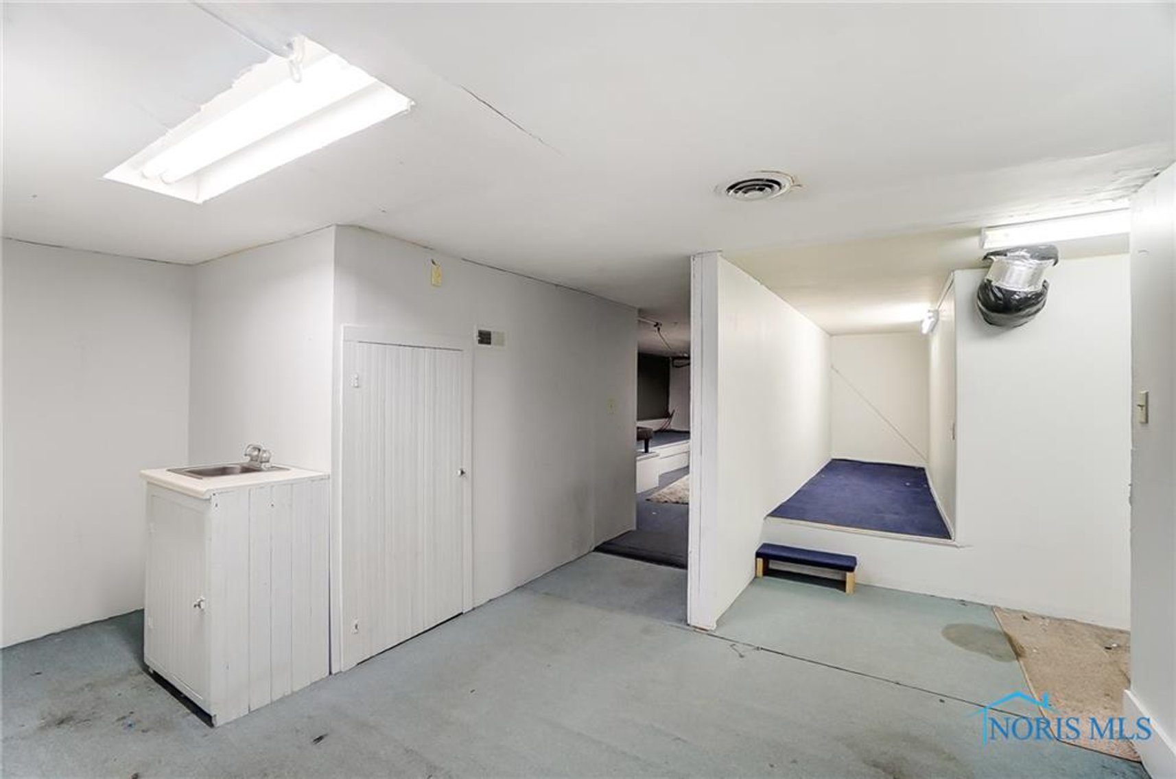 Image for MINIMUM BID AUCTION $99,000! 121 N Fulton St