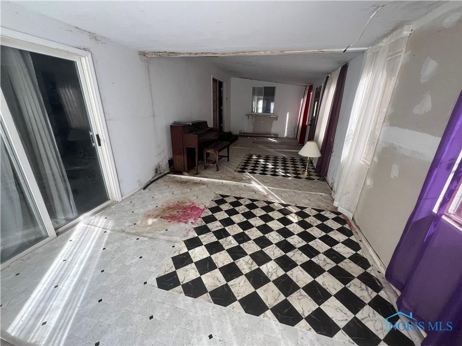 Image for MINIMUM BID AUCTION $99,000! 5917 Roan Rd