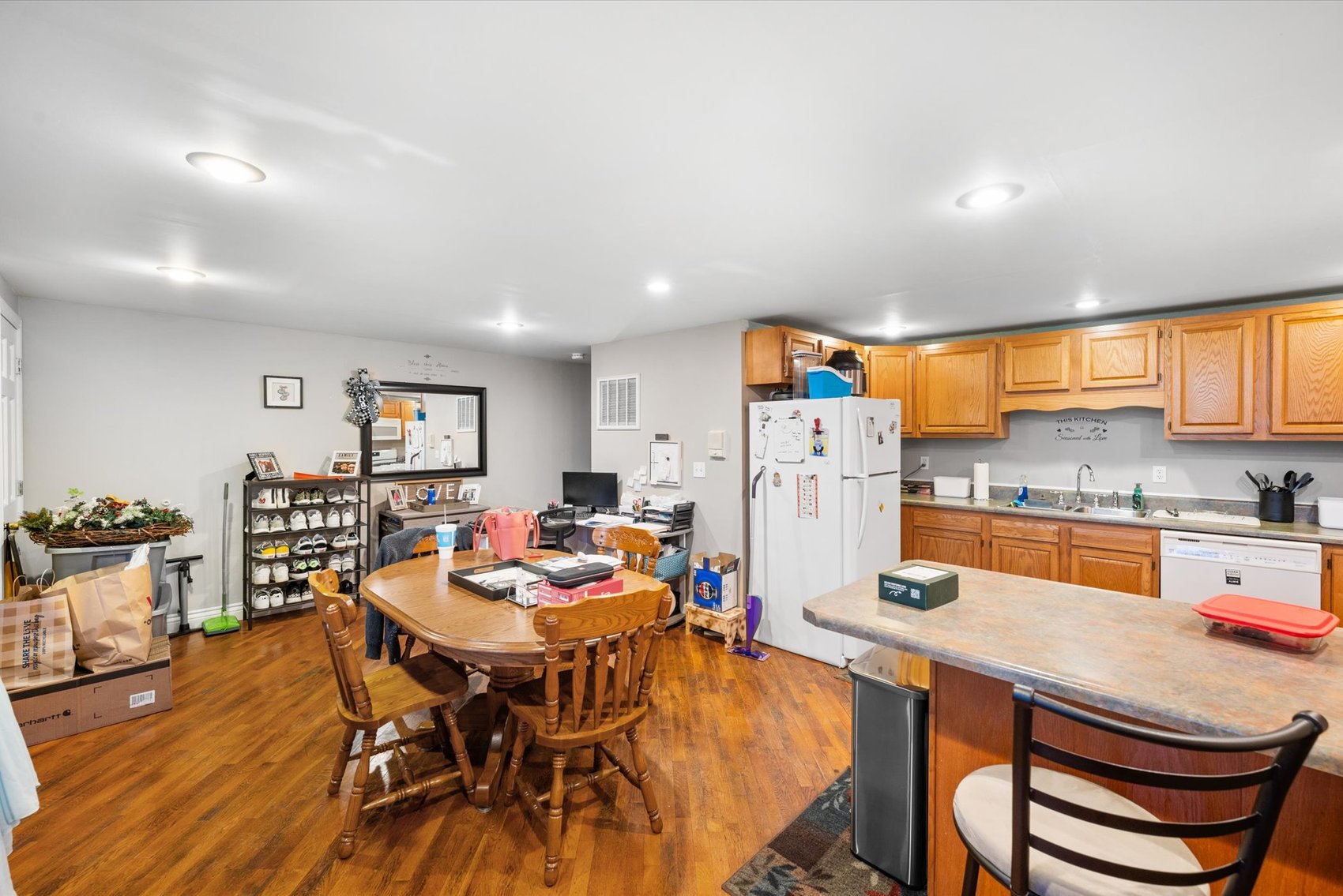 Image for MINIMUM BID AUCTION $170,000! 111 East St.