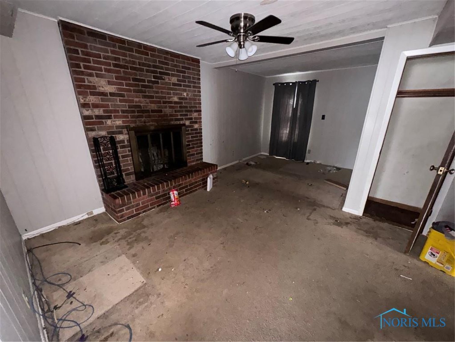 Image for MINIMUM BID AUCTION $70,000! 2227 Rood St