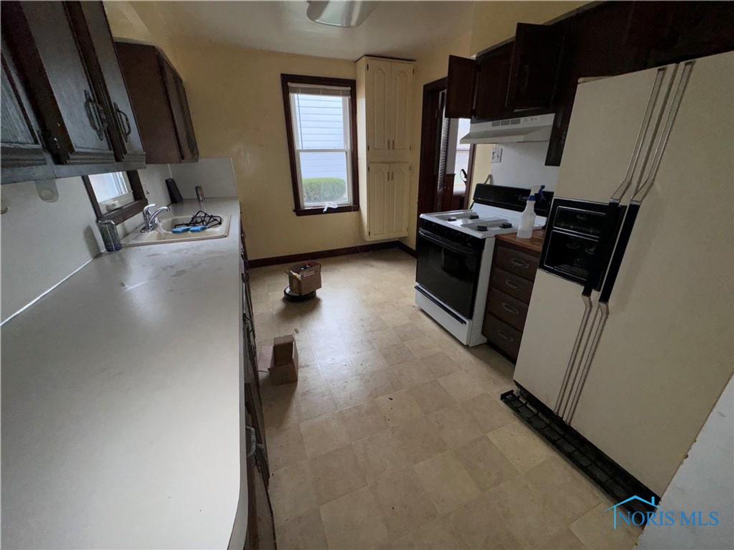 Image for MINIMUM BID AUCTION $70,000! 2227 Rood St