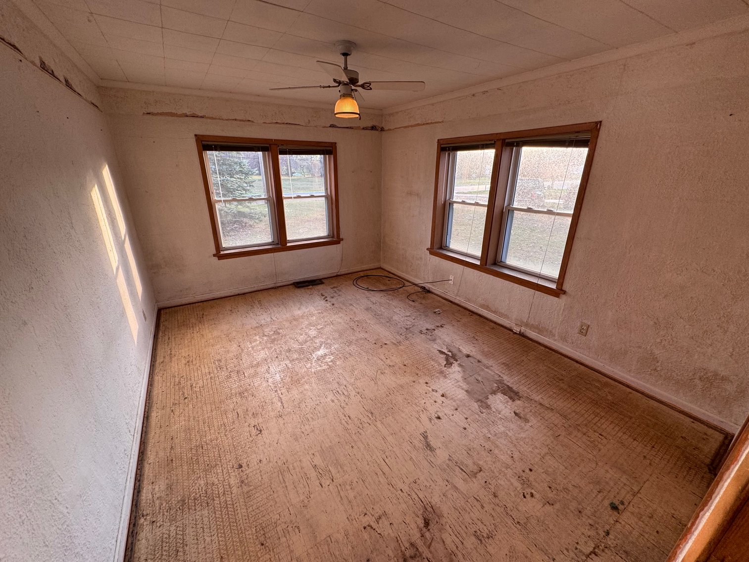 Image for MINIMUM BID AUCTION $79,000! 1202 Smith Rd