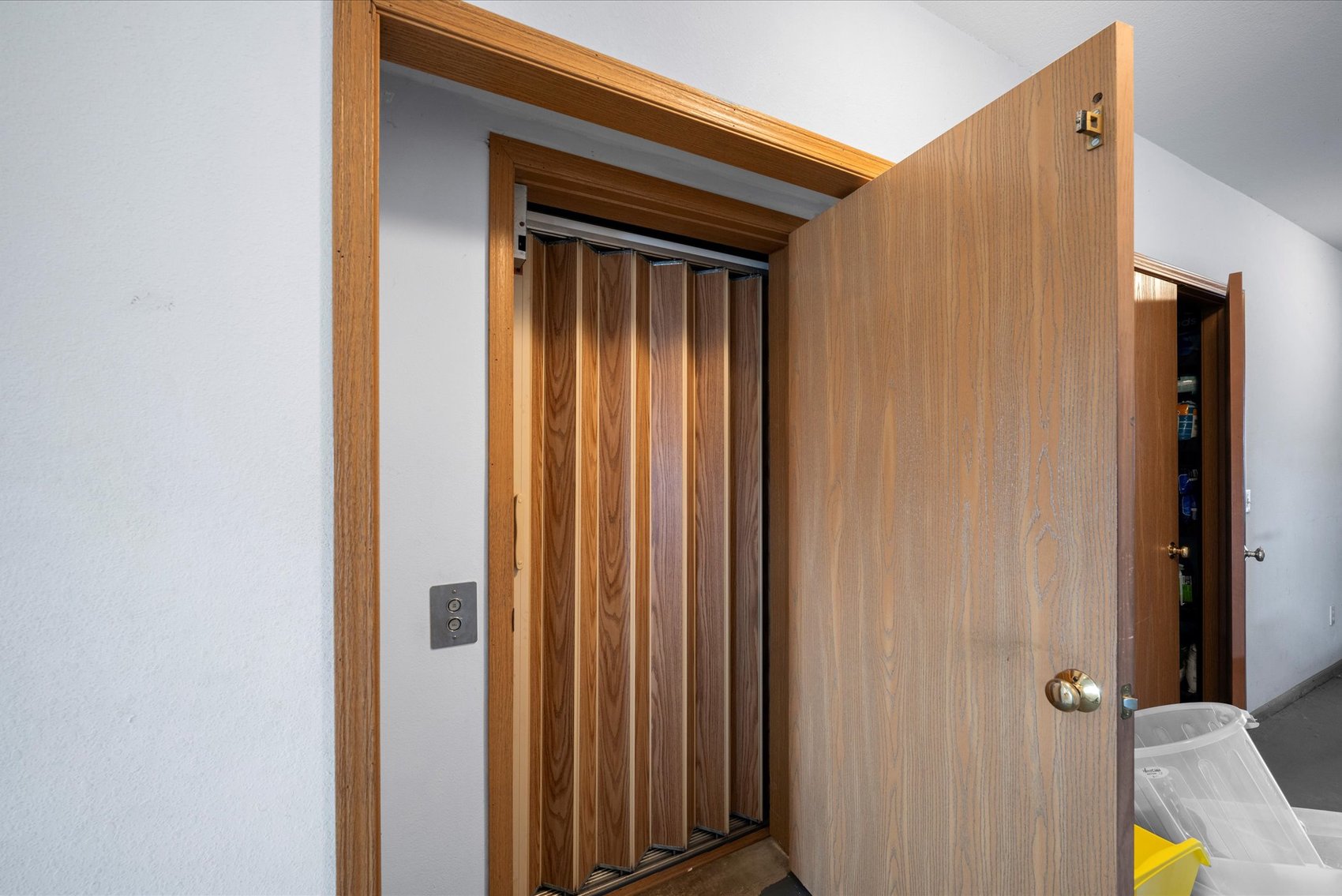 Image for MINIMUM BID AUCTION $499,000! 14614 King Rd