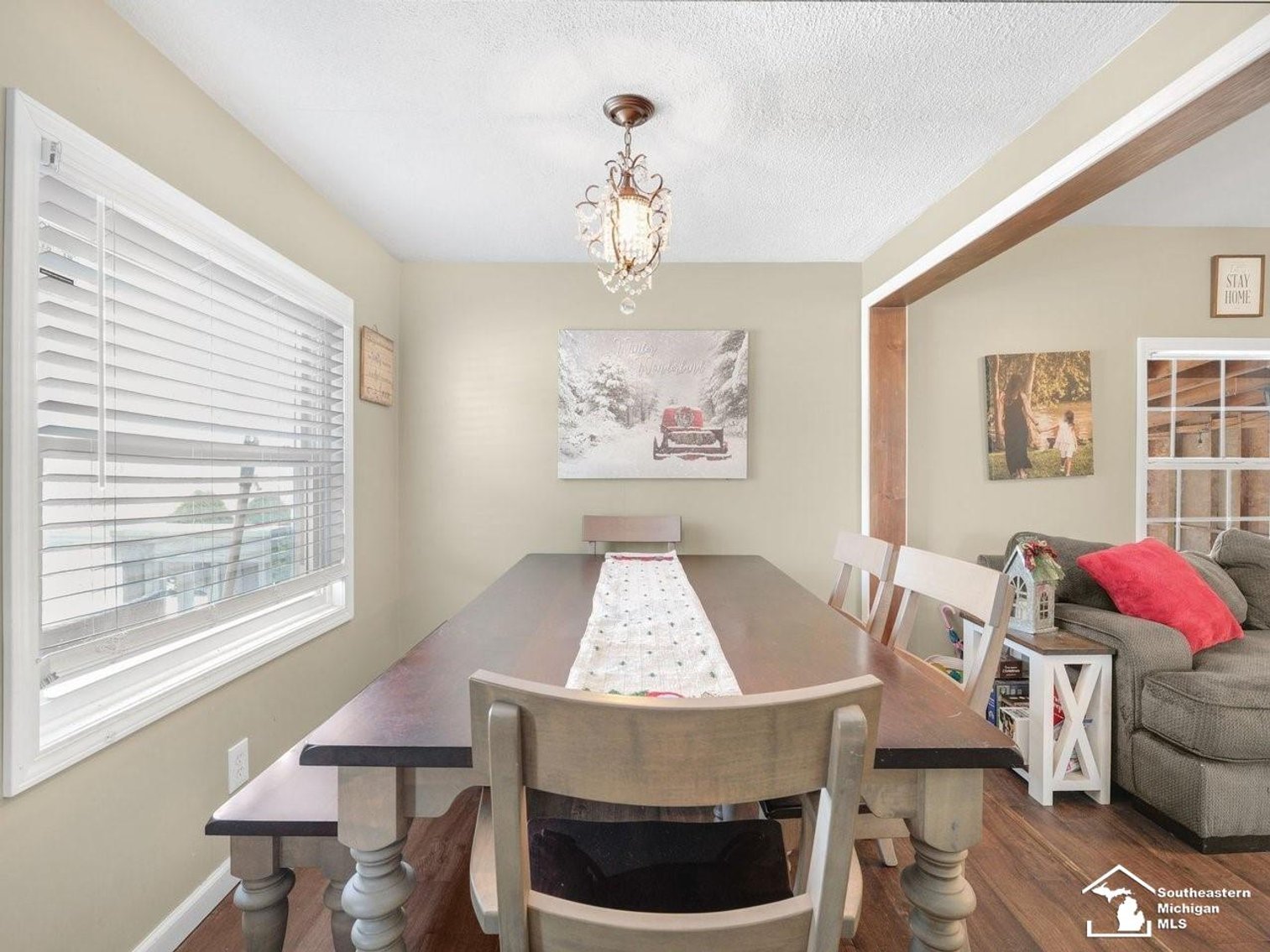 Image for MINIMUM BID AUCTION $89,000! 3362 5th Street