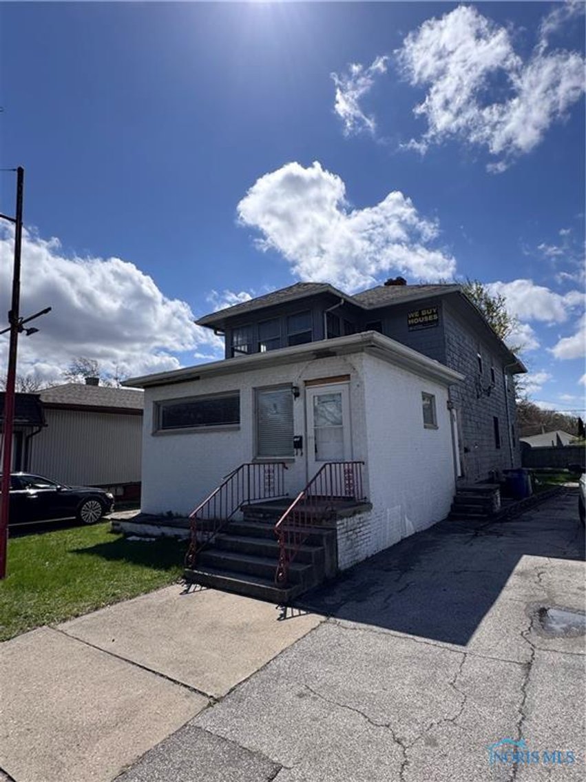 Image for MINIMUM BID AUCTION $49,000! 1327 W. Sylvania Ave