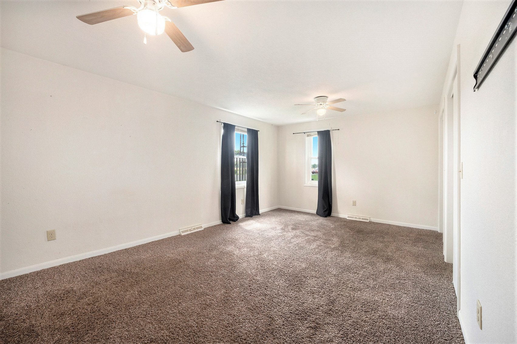 Image for MINIMUM BID AUCTION $159,000! 4264 County Road 5