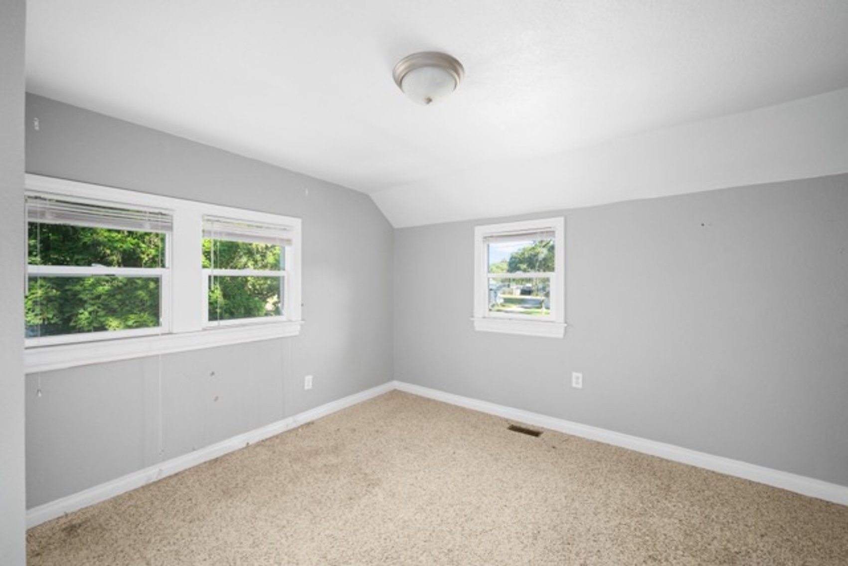 Image for MINIMUM BID AUCTION $119,000! 3157 Maplewood