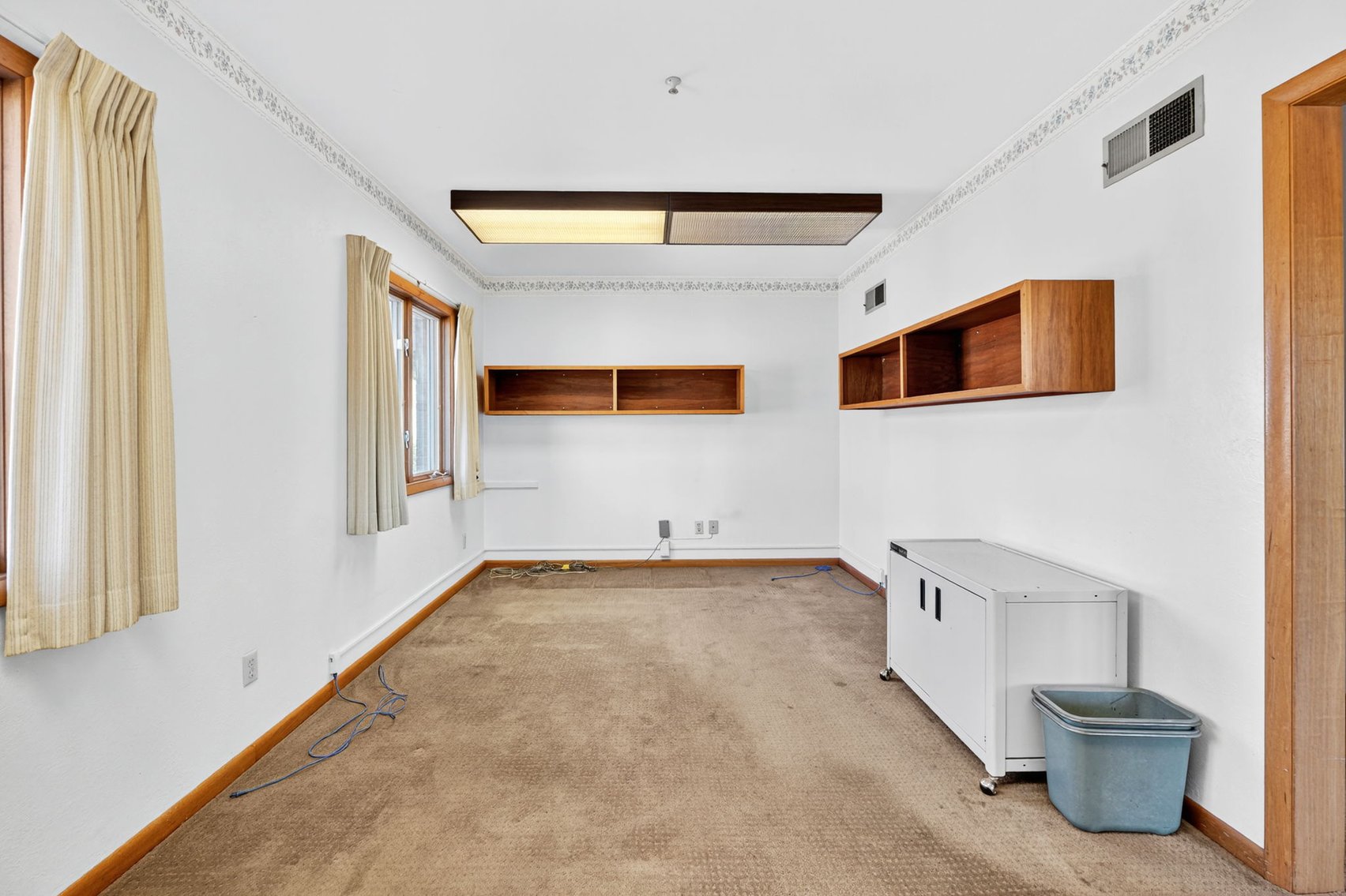 Image for MINIMUM BID AUCTION $59,000! 617 Miami St