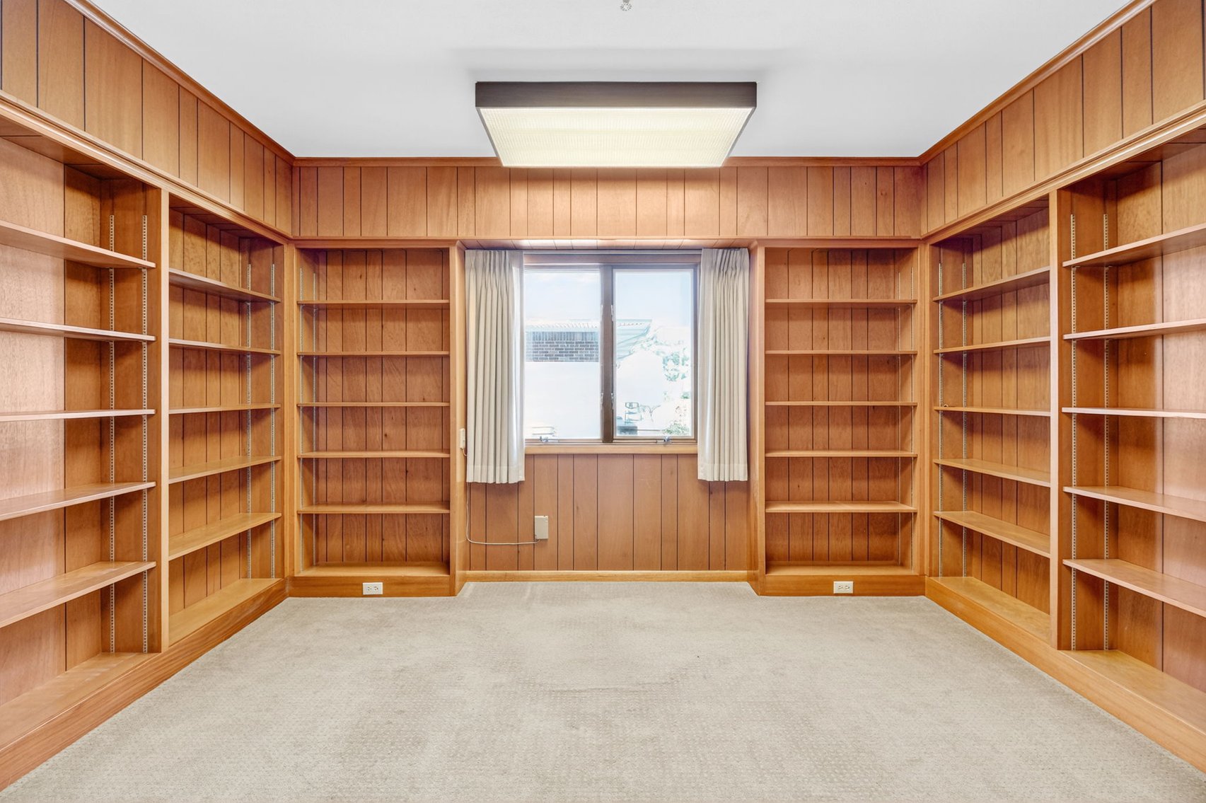 Image for MINIMUM BID AUCTION $59,000! 617 Miami St