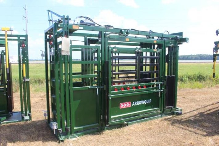Image for Arrowquip 1040LV Q-Power Hyd Chute w/ Vet Cage