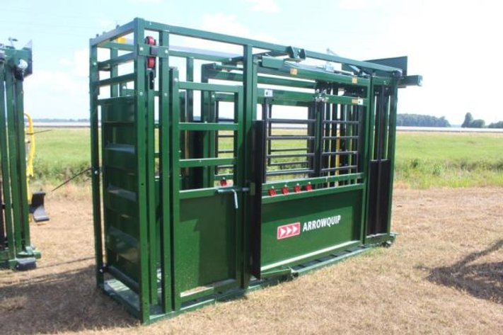 Image for Arrowquip 5400LV Manual Chute w/ Vet Cage